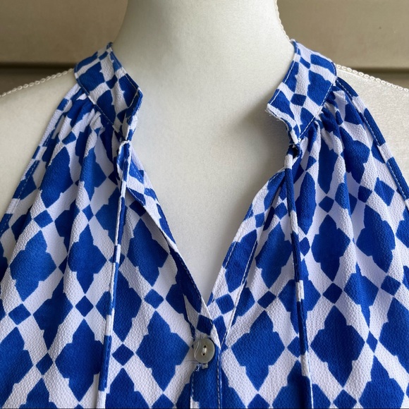 •Mudpie• Cobalt/White Patterned Sleeveless Blouse - Size Small - Picture 3 of 10